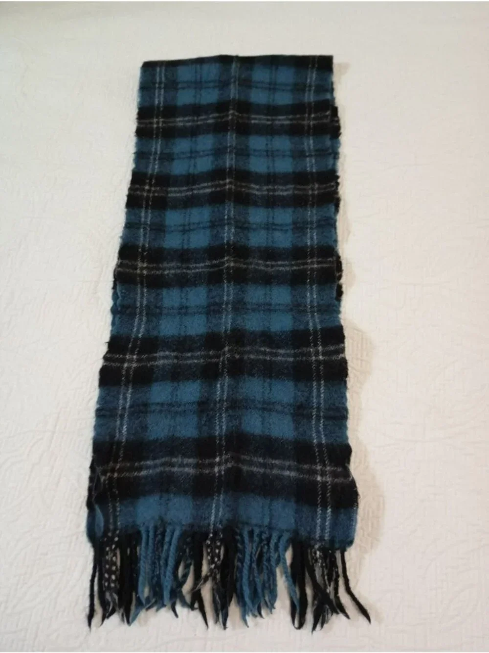 Hector Russell Clan Tartan Scarf 100% Lambswool Black & Blue Plaid  Fringe Ends